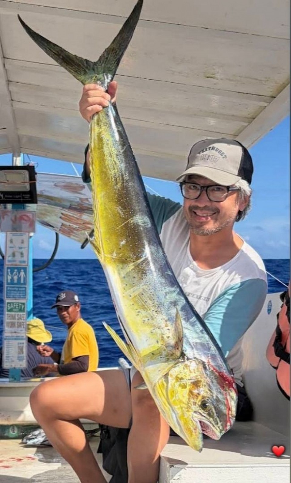 Mahi-mahi fishing